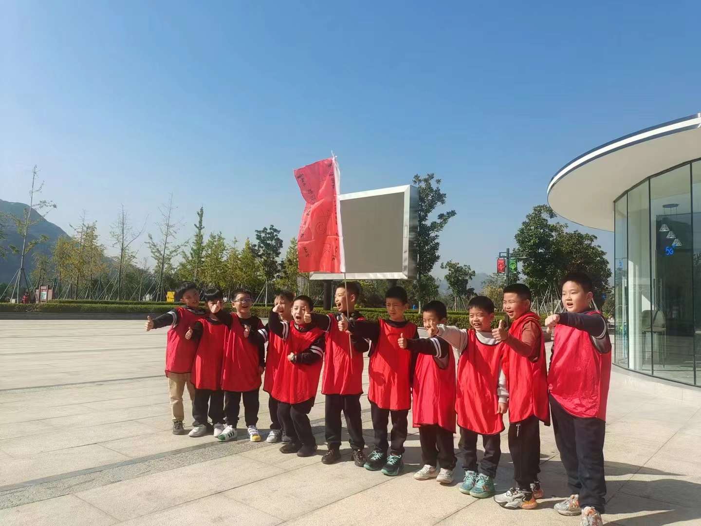 微信图片_20211122110608.jpg