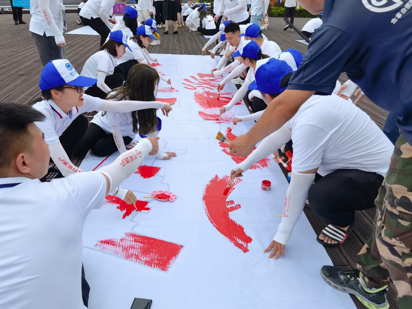 团队巨画主题团建活动